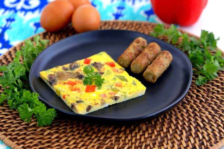 Sheet pan eggs for breakfast sandwiches, oven baked eggs, cooking eggs in the oven, baked frittata recipe, keto breakfast meal prep, keto breakfast ideas, low carb breakfast recipes, keto meal prep, keto diet recipes