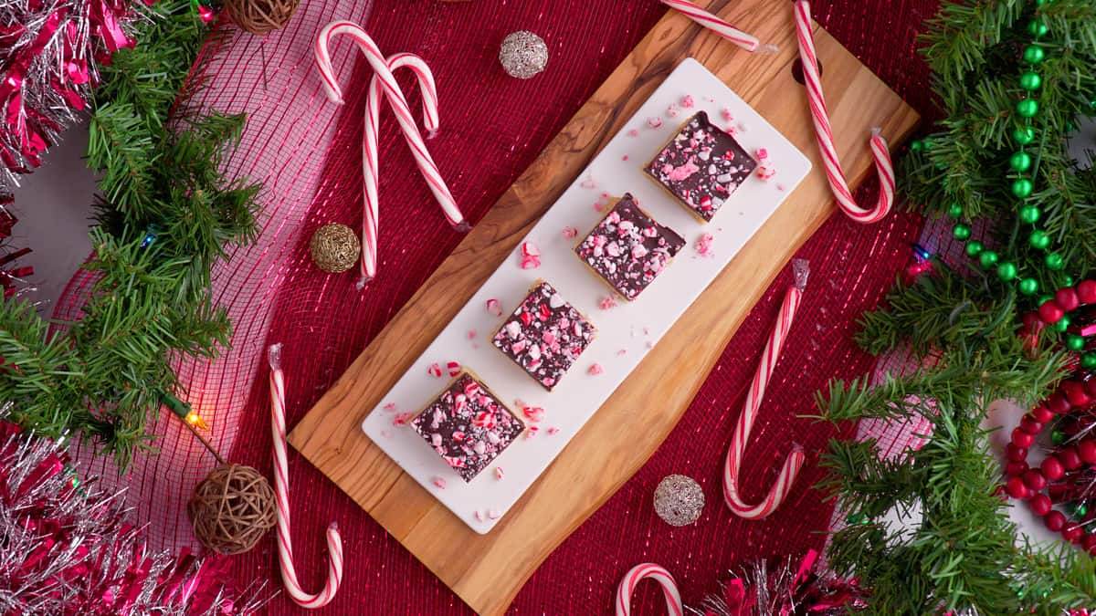Gluten Free Shortbread Bars, low carb holiday desserts, almond flour shortbread, chocolate shortbread, shortbread crust