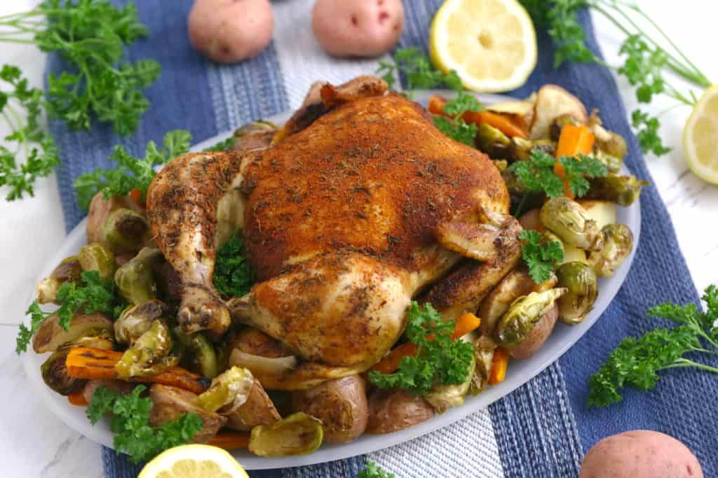 Slow Cooker Whole Chicken, crockpot whole chicken, slow cooker roast chicken, 3 ingredient slow cooker recipes, 3 ingredient crock pot recipes, cheap crockpot meals, slow cooker dinner recipes, easy crockpot meals, best slow cooker recipes