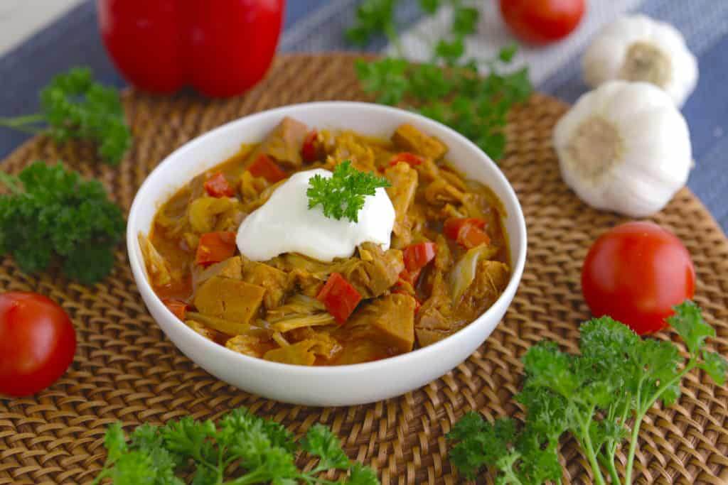 Slow Cooker Jackfruit Curry, Healthy Slow Cooker Recipes, healthy crock pot recipes, vegetarian slow cooker recipes, vegan slow cooker recipes, crockpot dinners, crockpot ideas