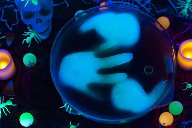 Glow in the Dark Spooky Halloween Punch