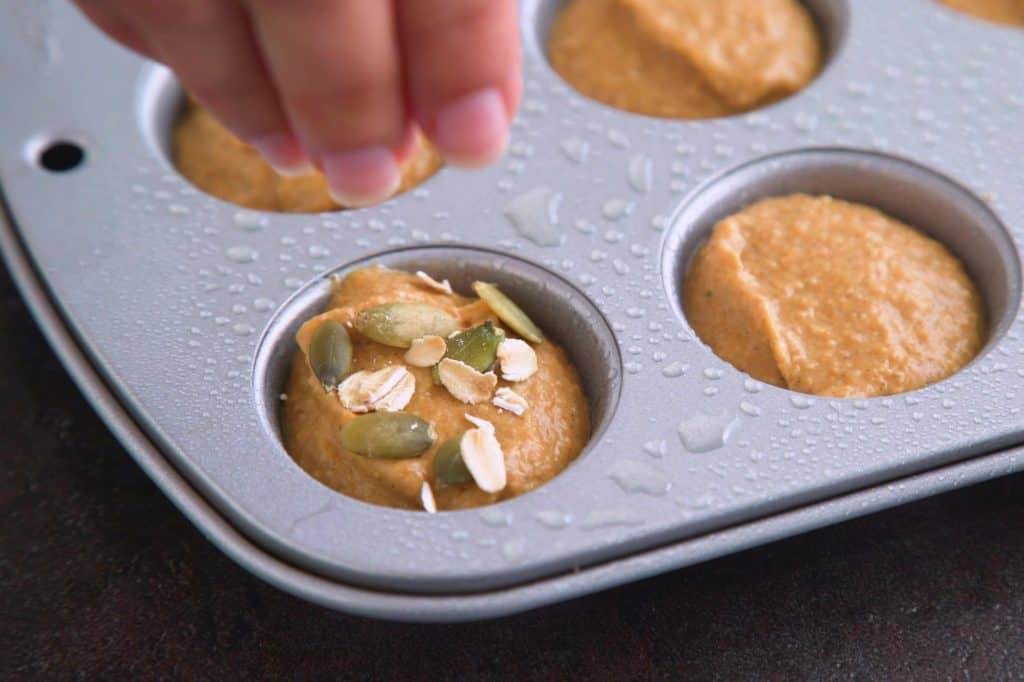 Healthy Pumpkin Oatmeal Muffins