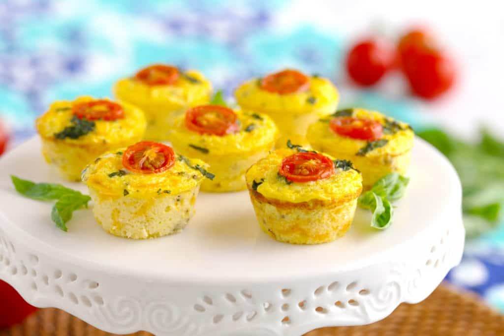 Vegetarian Meal Prep Recipes, cauliflower breakfast egg cups, easy vegetarian recipes, vegetarian meal ideas