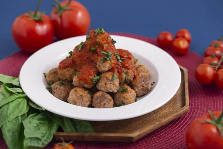 How to Make Paleo Meatballs with Almond Flour