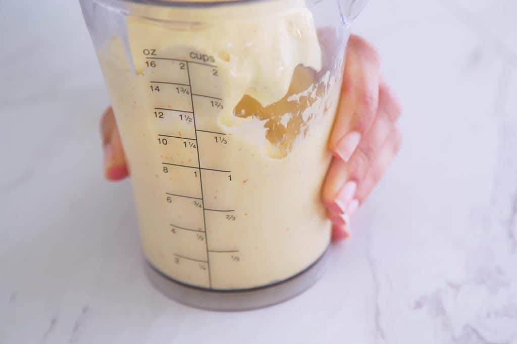 Whole30 Ranch Mayo Dip, dairy free ranch dressing, whole 30 ranch, how to make ranch dip, low carb ranch, avocado oil mayo, homemade ranch dressing, easy Whole30 ranch dip, healthy snack ideas, travel snacks