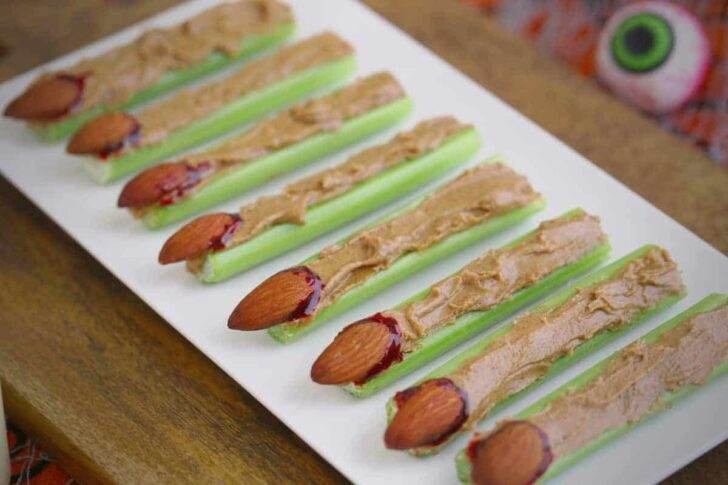 witch fingers halloween treats, spooky witches fingers, witch finger halloween food, witches fingers vegetable, healthy halloween snacks, kids halloween snacks