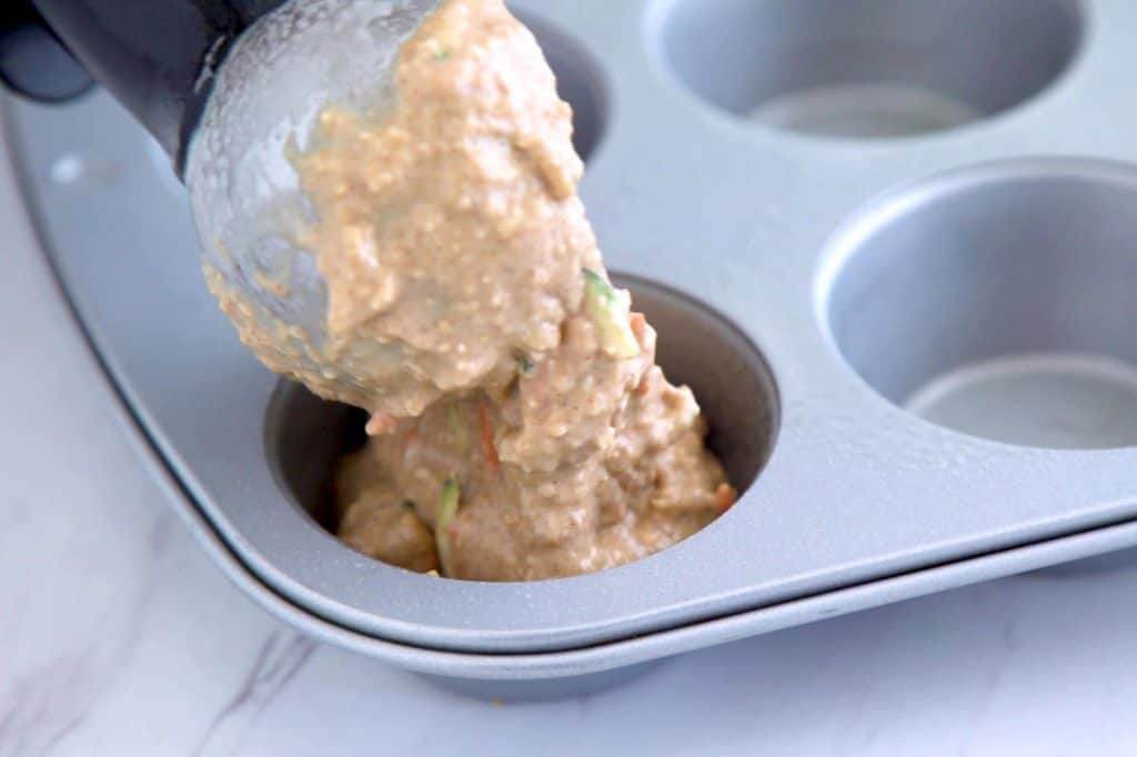 Zucchini carrot muffins, best zucchini muffins, flourless muffins, gluten free breakfast muffins, healthy breakfast muffin recipes, healthy zucchini muffins with applesauce, healthy breakfast meal prep
